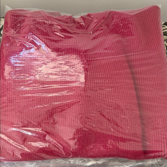 Free People‼️‼️
Women's Easy Street Tunic Sweater - Picture 6 of 6